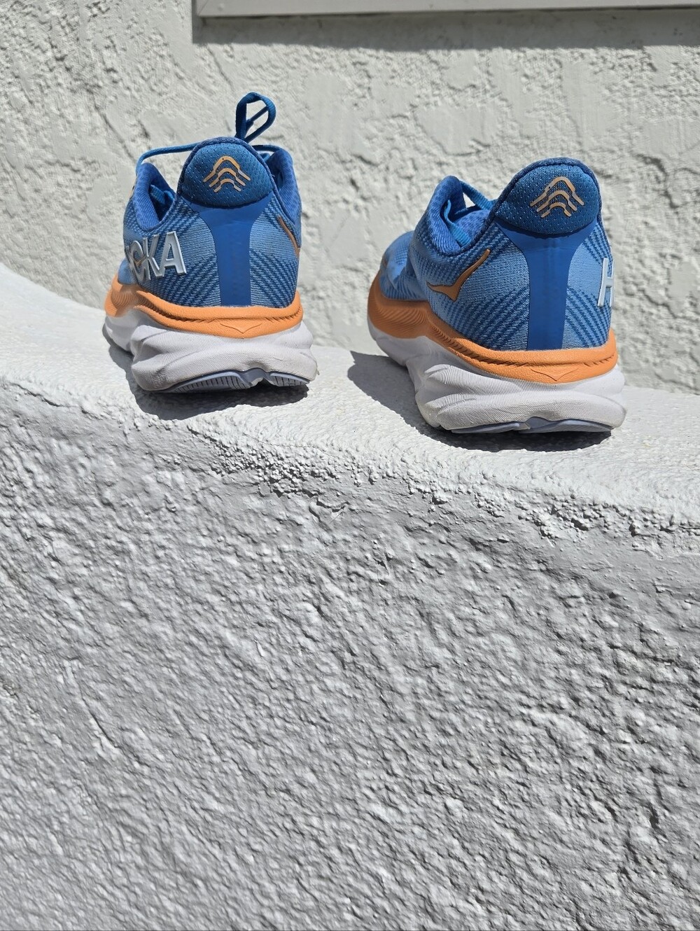 Size 8.5 Wide - Picture 4 of 5
